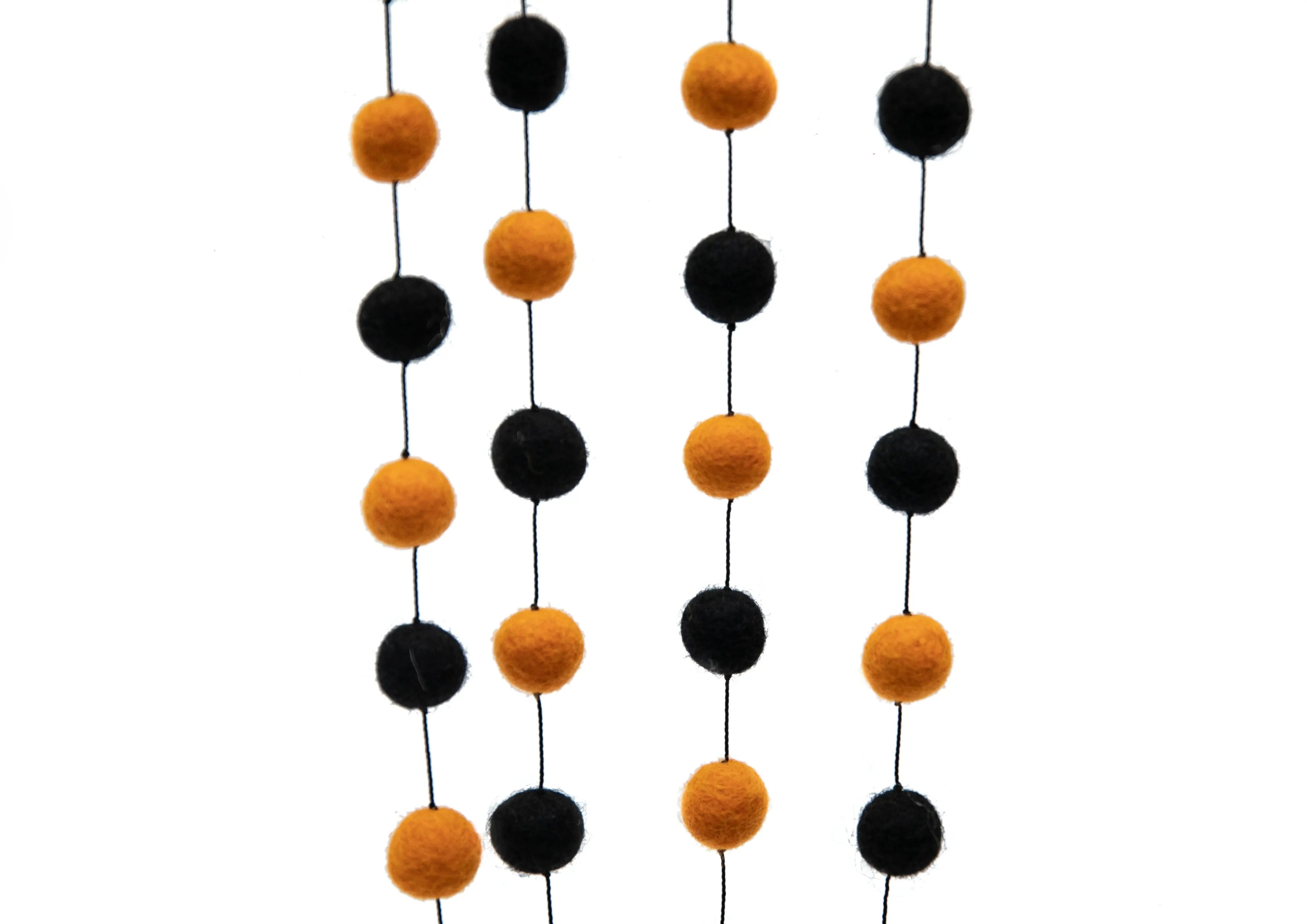 Handcrafted Felt Garland: Rustic Home Decor for Holidays and Events - Best HimalayaBest Himalaya