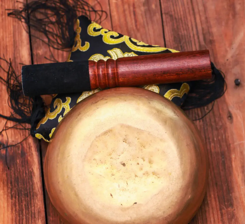 Thado Bati Singing Bowl For Crystal Cleansing and Feng Shui - Best HimalayaBest Himalaya