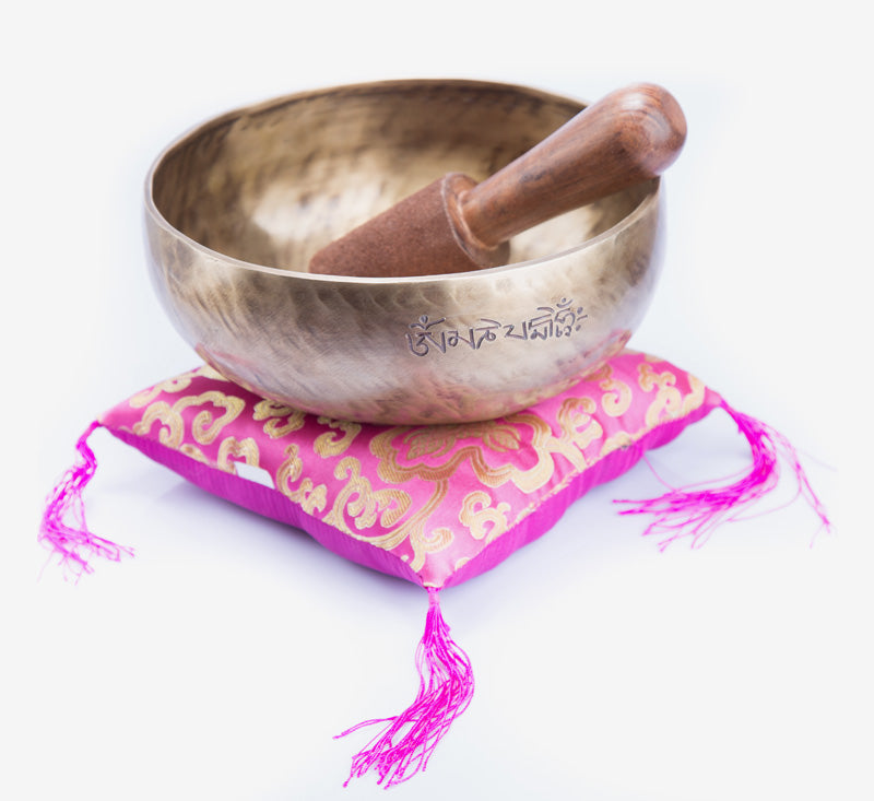 Handmade Tibetan Singing Bowl for Meditation - Full Moon Singing Bowl For Relaxation And Sound Therapy