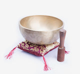 Lingam Singing Bowl for chakra healing and meditation handmade in nepal