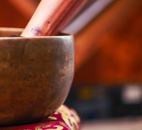 Thado Bati Silk Pillow set Singing Bowl For Chakra Balance