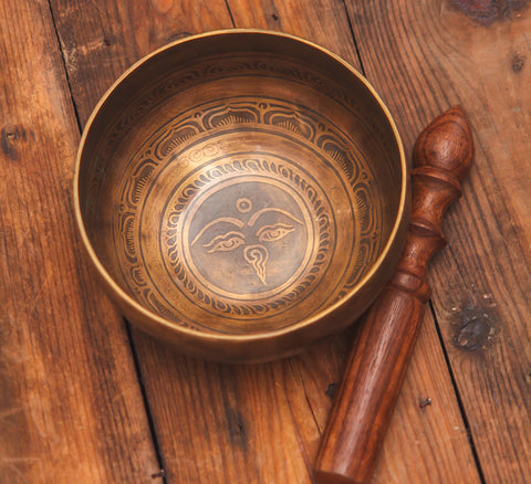 Antique Wisdom Eye Design Mantra Singing Bowl